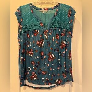 Daniel Rainn Taravel Crochet Detail Knit Top Blouse